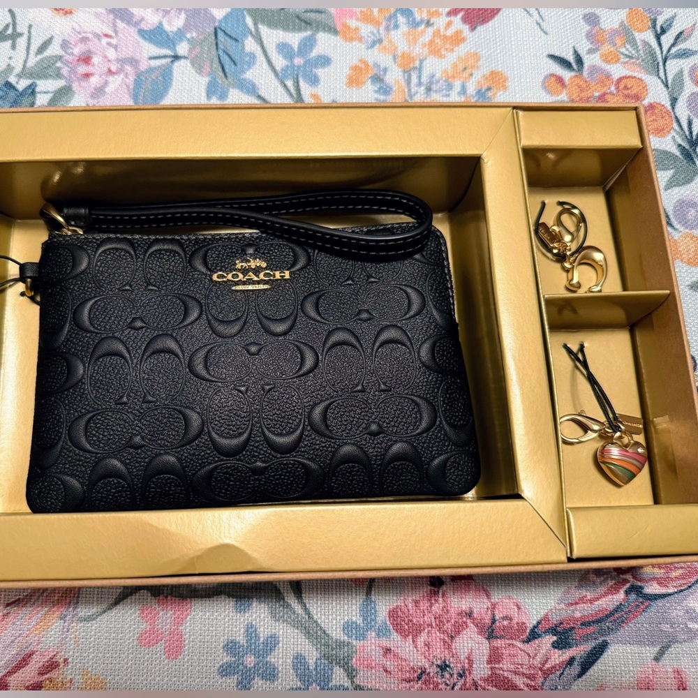 Coach Boxed Wristlet & Charm Signature Gift Set